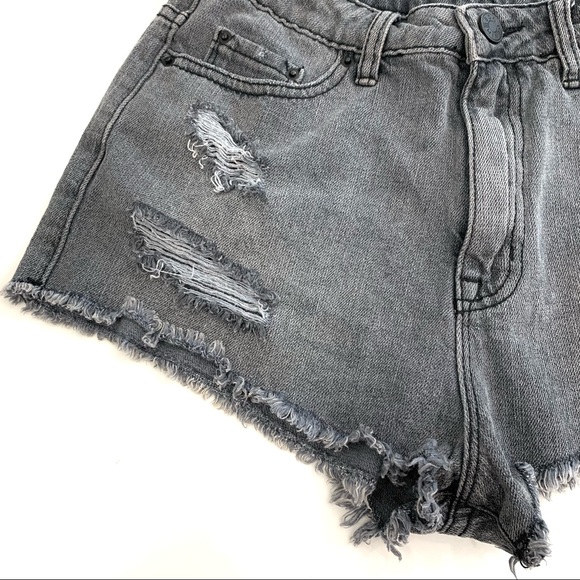 BDG “Dree Cheeky” jean shorts UO - Picture 3 of 11